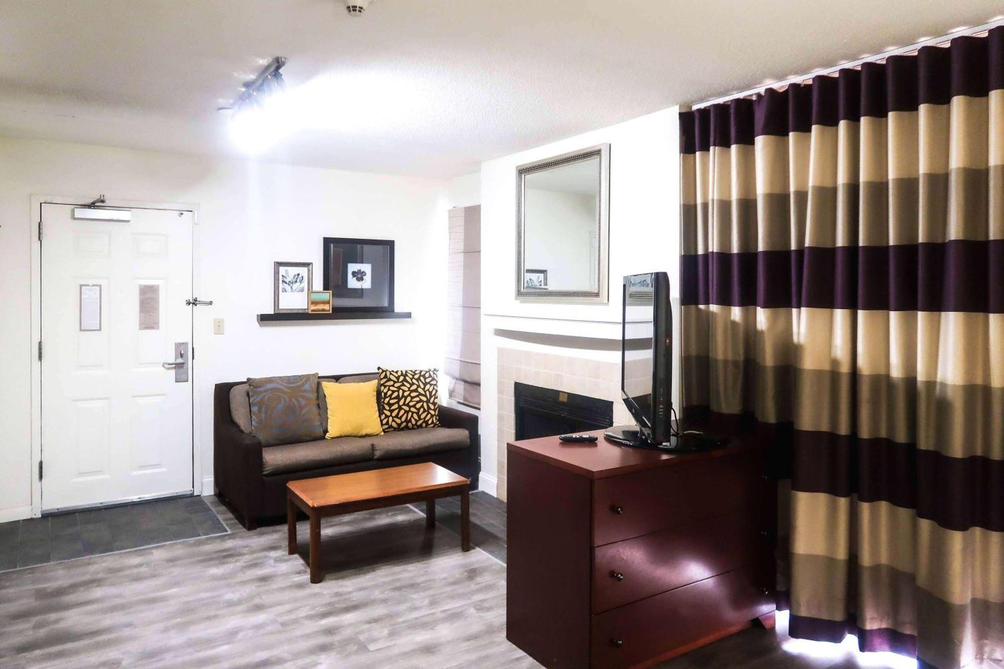 Tysons Corner Suites, A Baymont By Wyndham 빈 외부 사진